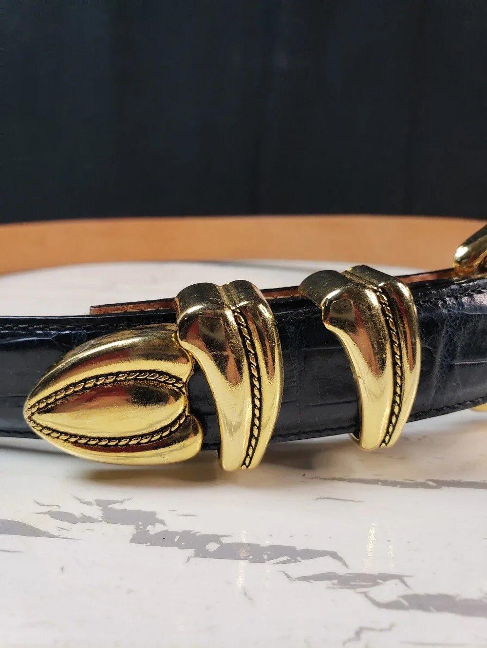Onyx Embossed Crocodile Belt on Genuine Leather in Dark Navy - Women's size 30